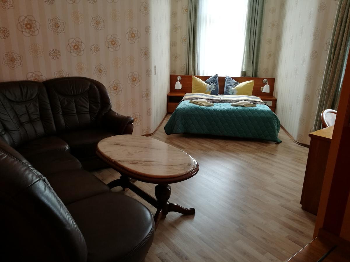 Grossbreitenbach Hotel Restaurant Hohe Tanne المظهر الخارجي الصورة